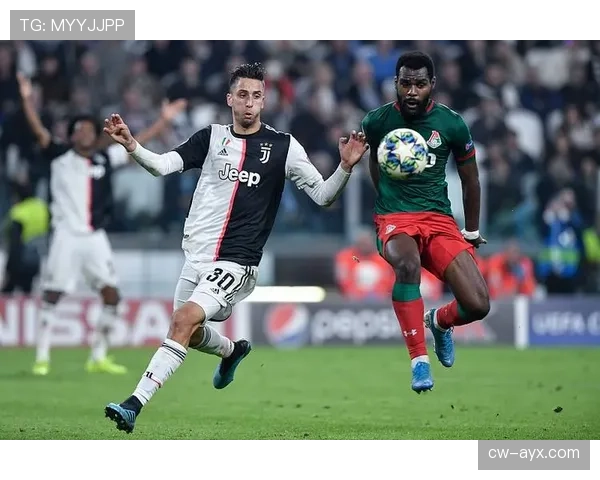 本坦库尔回归尤文图斯中场，球队状态稳定，迎来期待增强助力