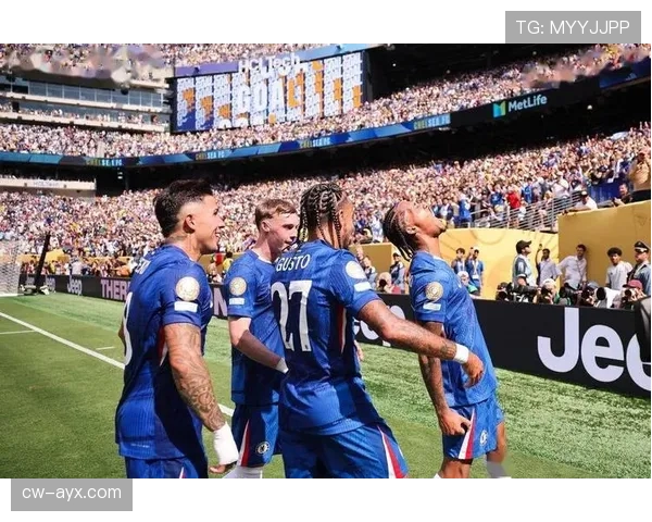 帕尔默爆发力不足如何影响比赛节奏与突破效率 帕尔默爆发力不足如何影响比赛节奏与突破效率